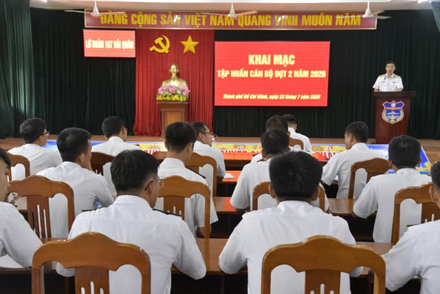 Lữ đoàn 167 tập huấn cán bộ đợt 2 năm 2026