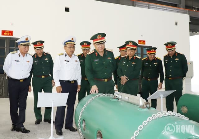 Thượng tướng Phạm Hoài Nam thăm và làm việc với Nhà máy X28