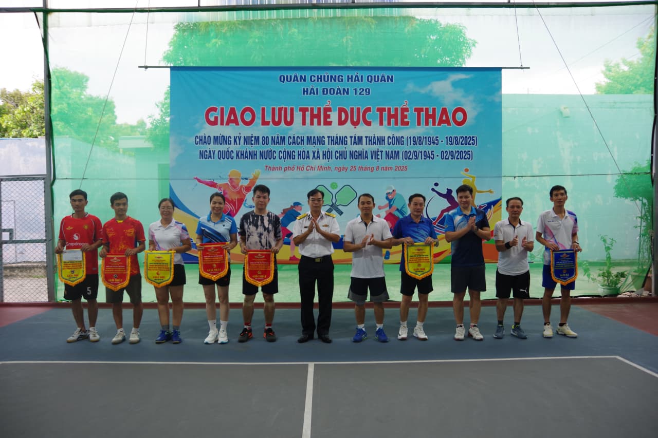 Hải đoàn 129 bế mạc giao lưu thể thao