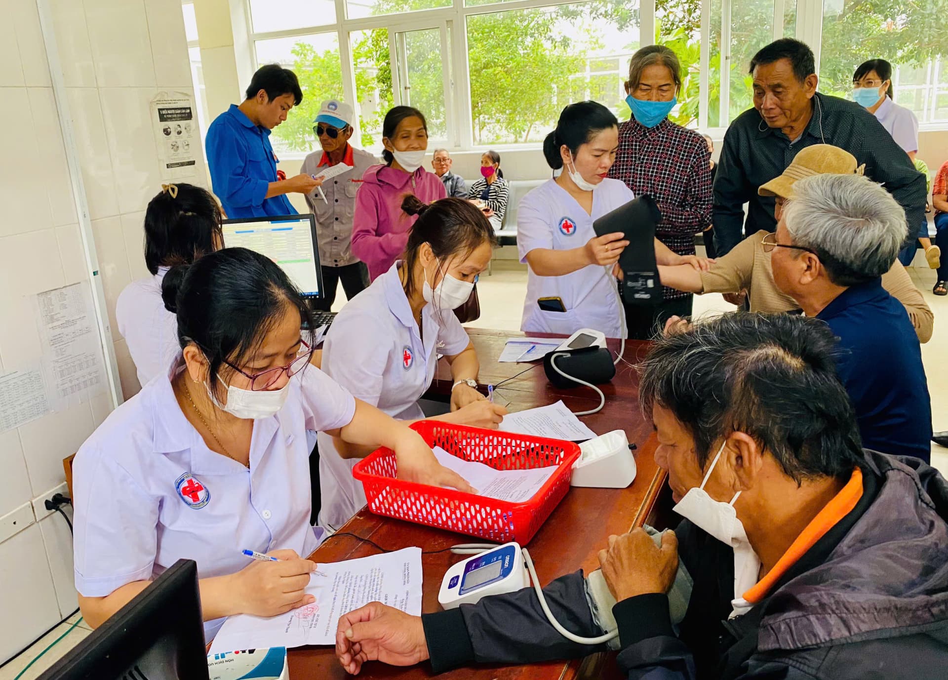 Trung tâm An điều dưỡng tàu ngầm: Khám bệnh, cấp thuốc miễn phí cho người có công và các đối tượng chính sách