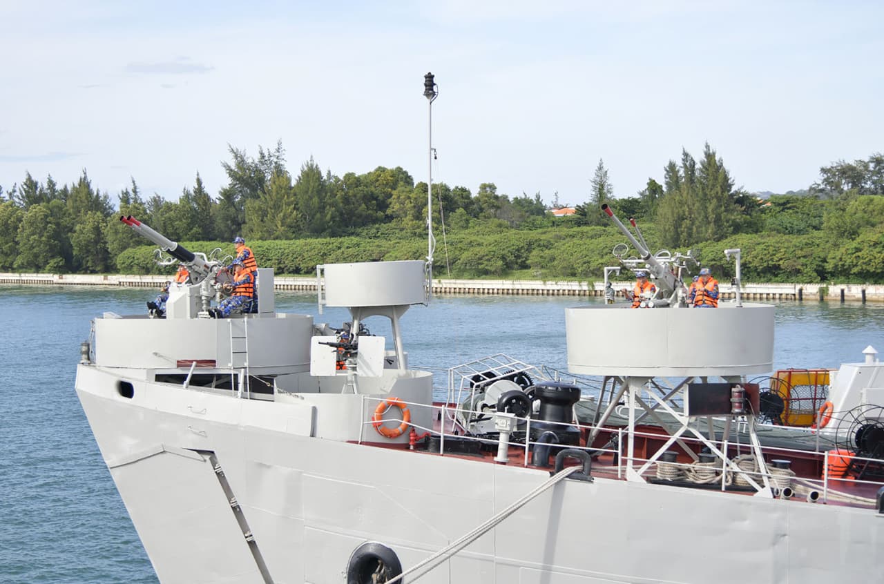 Lữ đoàn 955 tổ chức Hội thi “Xây dựng tàu chính quy, mẫu mực”