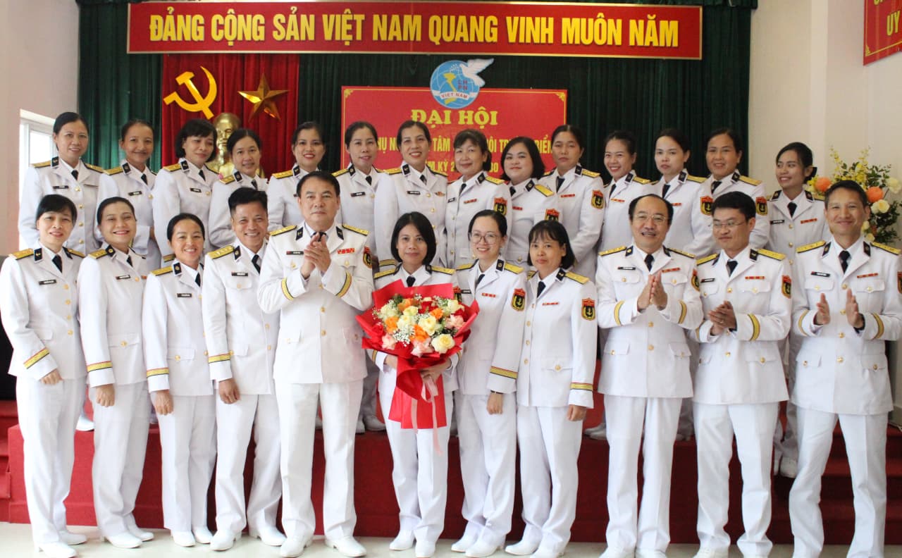 Phụ nữ Trung tâm Quan trắc – Phân tích Môi trường biển đẩy mạnh chuyển đổi số trong công tác hội