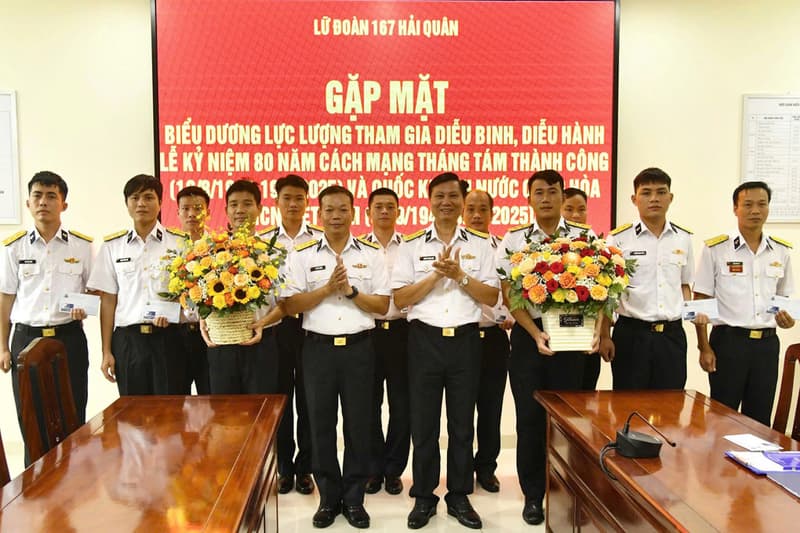 Lữ đoàn 167 gặp mặt, biểu dương lực lượng tham gia A80