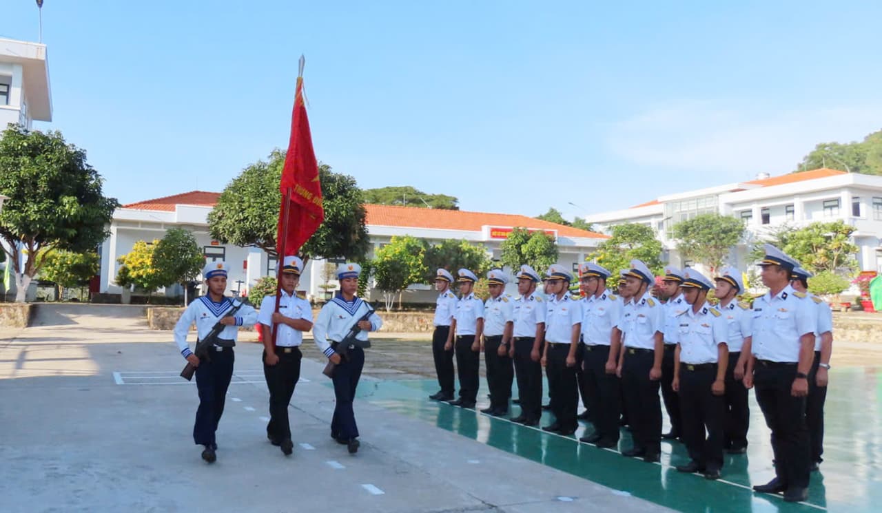 Trung đoàn 251 tổ chức tập huấn cán bộ đợt 1 năm 2026