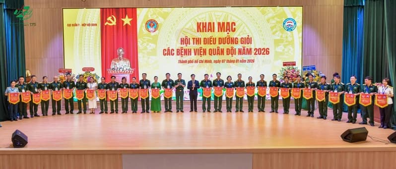 Hội thi điều dưỡng giỏi các bệnh viện Quân đội