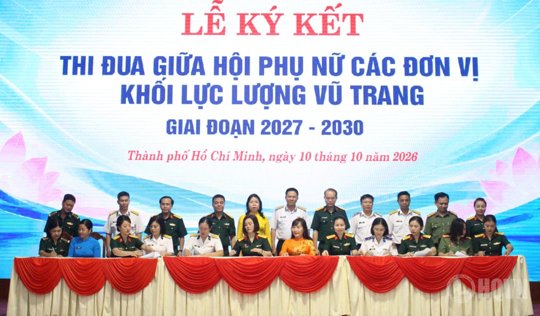 Phụ nữ lực lượng vũ trang “Đoàn kết, năng động, nghĩa tình”