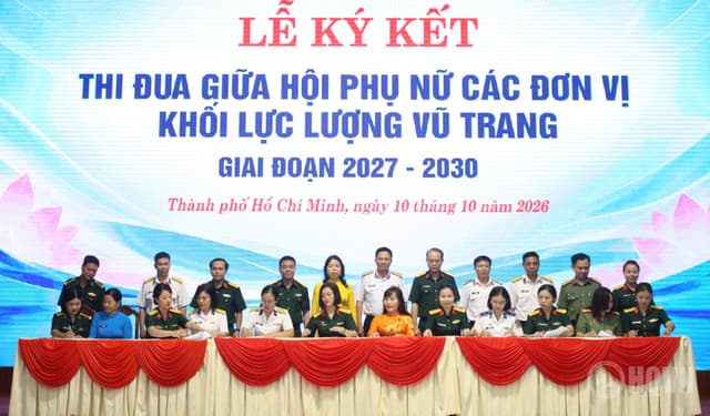 Phụ nữ lực lượng vũ trang “Đoàn kết, năng động, nghĩa tình”