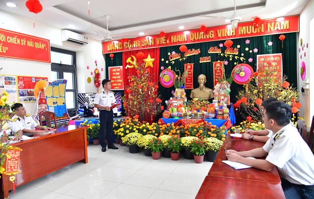 Trung tâm Huấn luyện Vùng 2 tổ chức nhiều hoạt động đón Xuân Bính Ngọ