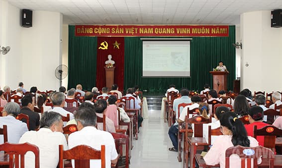 Lữ đoàn 171 thông tin về biển đảo tại xã Long Hải