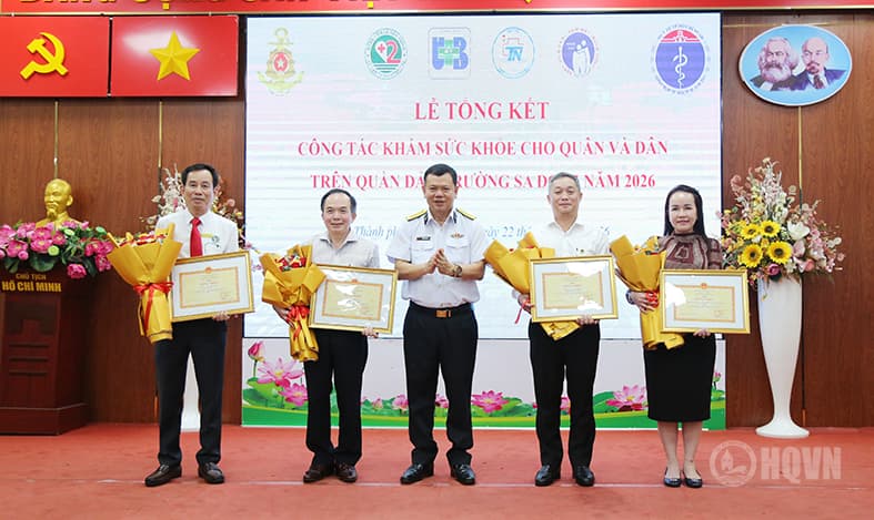 Tri ân những tấm lòng vì biển, đảo