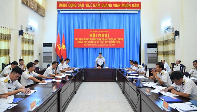 Lữ đoàn 171 rút kinh nghiệm công tác huấn luyện quý I năm 2026