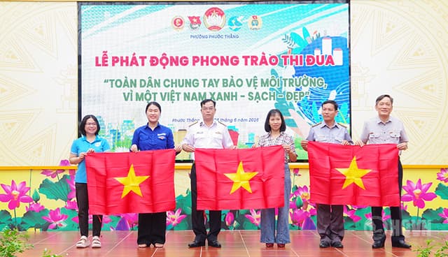 Tuổi trẻ Hải đoàn 129 Hải quân ra quân chiến dịch hè tình nguyện năm 2026