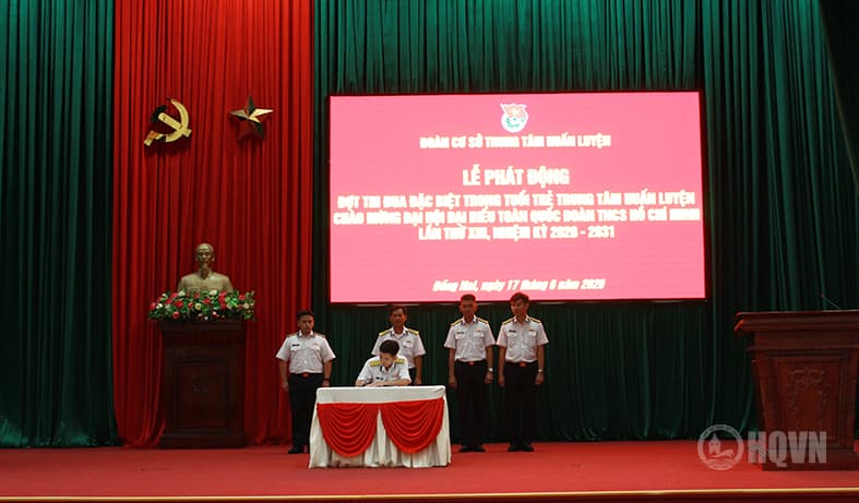 Đoàn cơ sở Trung tâm Huấn luyện Vùng 2: Phát động đợt thi đua chào mừng đại hội đoàn
