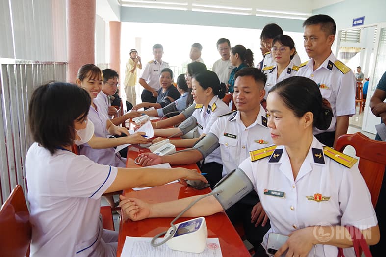 Hải đoàn 129 Hải quân tham gia hiến máu tình nguyện