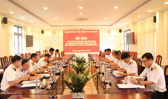 Trung tâm Bảo đảm Kỹ thuật Vùng 2 ký kết phối hợp hoạt động