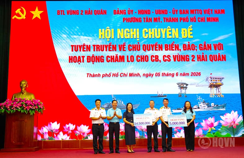 Tuyên truyền biển, đảo cho cán bộ, nhân dân phường Tân Mỹ