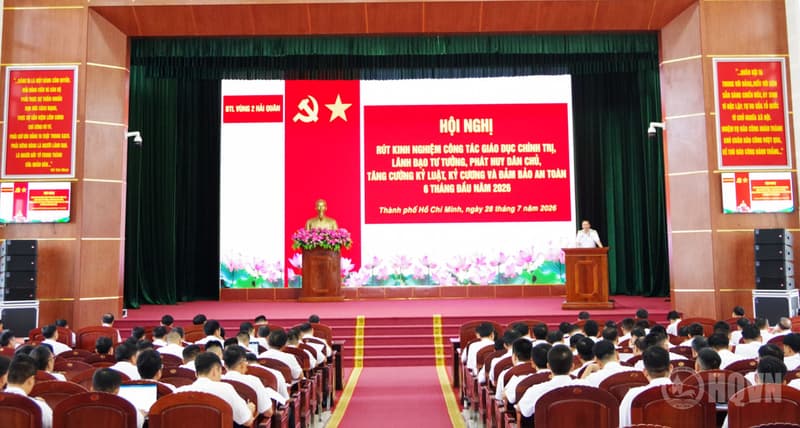 Vùng 2 Hải quân nâng cao chất lượng giáo dục chính trị