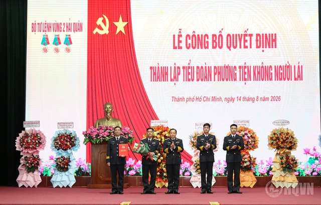Vùng 2 Hải quân công bố quyết định thành lập Tiểu đoàn Phương tiện không người lái