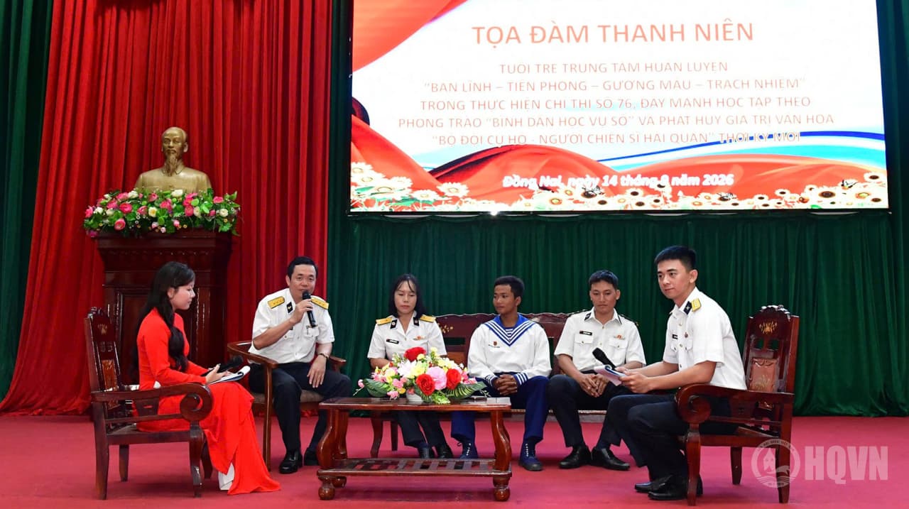 Trung tâm Huấn luyện Vùng 2 tọa đàm thanh niên