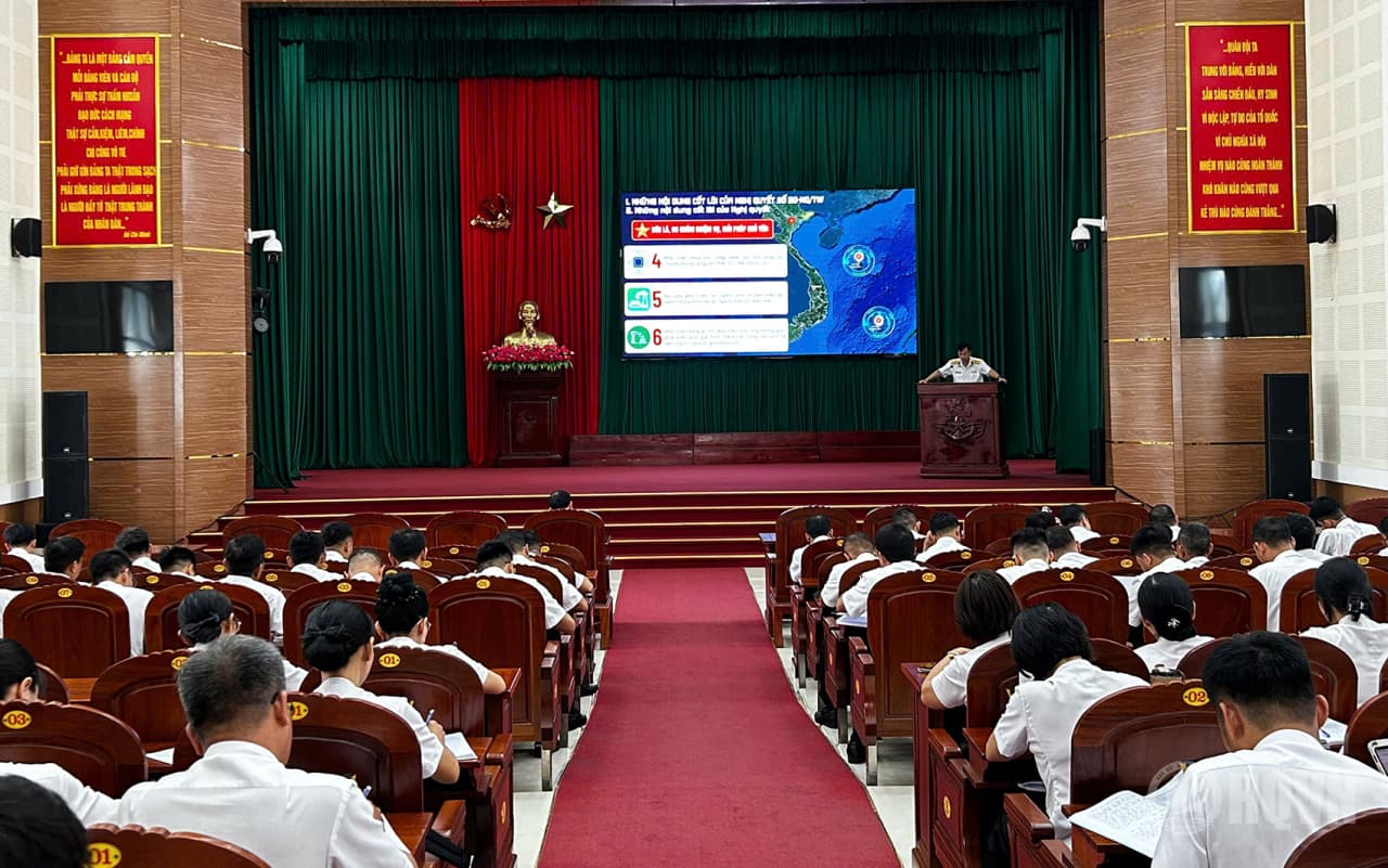 Trung tâm Bảo đảm kỹ thuật Vùng 2 quán triệt Nghị quyết Trung ương 3 khóa XIV