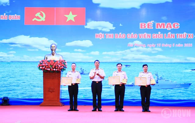 Tiếp tục đổi mới mạnh mẽ nội dung, hình thức và phương pháp tuyên truyền miệng