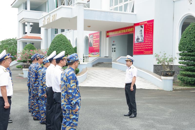 Lữ đoàn 954 xuất quân hỗ trợ xây dựng nhà ở cho gia đình chính sách tại Khánh Hòa