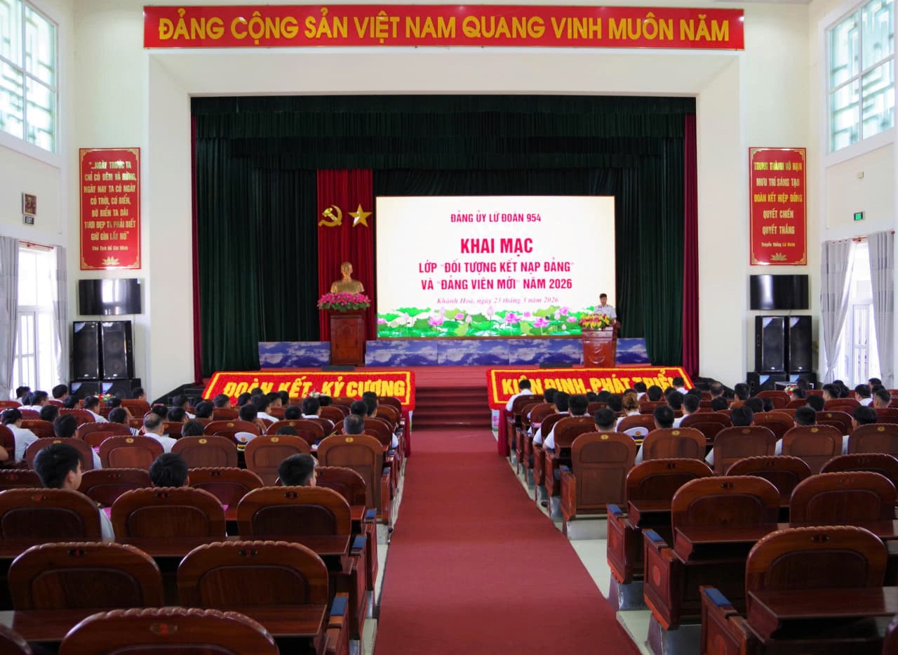 Lữ đoàn 954 khai mạc lớp bồi dưỡng đối tượng kết nạp Đảng và đảng viên mới năm 2026