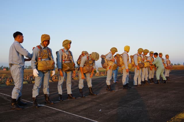 Lữ đoàn 954: Nâng cao trình độ kỹ thuật, chiến thuật và khả năng cơ động đường không