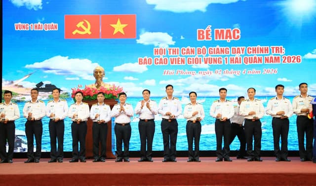 Vùng 1 Hải quân: Mỗi bài giảng chính trị, mỗi chuyên đề tuyên truyền phải thực sự là mũi nhọn tư tưởng, có sức lan toả, thuyết phục