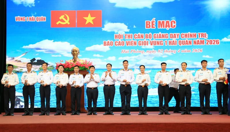 Vùng 1 Hải quân: Mỗi bài giảng chính trị, mỗi chuyên đề tuyên truyền phải thực sự là mũi nhọn tư tưởng, có sức lan toả, thuyết phục