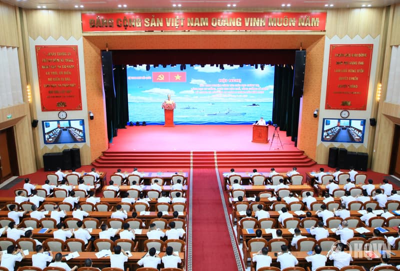 Bộ Tham mưu Hải quân rút kinh nghiệm công tác giáo dục chính trị, lãnh đạo tư tưởng