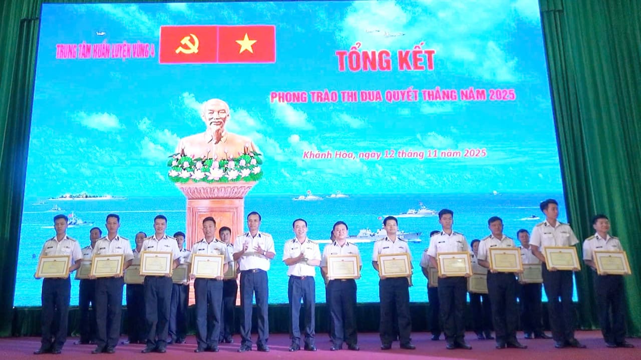 Trung tâm Huấn luyện Vùng 4: Hội nghị Quân chính năm 2025