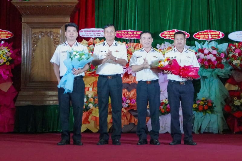 Trung tâm Huấn luyện Vùng 4 gặp mặt kỷ niệm Ngày Nhà giáo Việt Nam