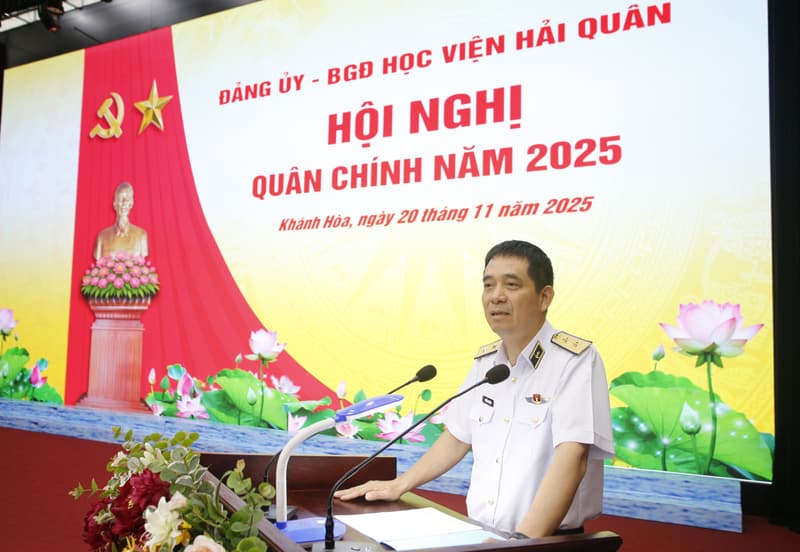 Phó Đô đốc Nguyễn An Phong dự, chỉ đạo Hội nghị quân chính Học viện Hải quân