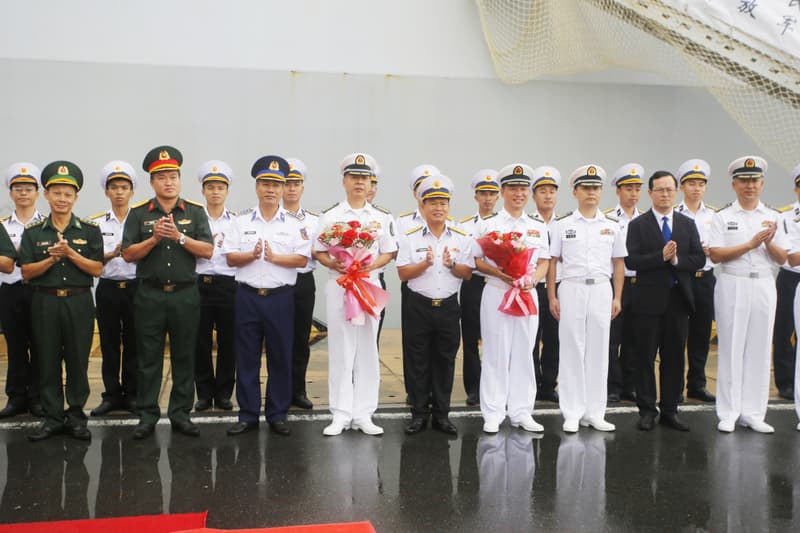 Biên đội tàu Hải quân Trung Quốc thăm Khánh Hòa