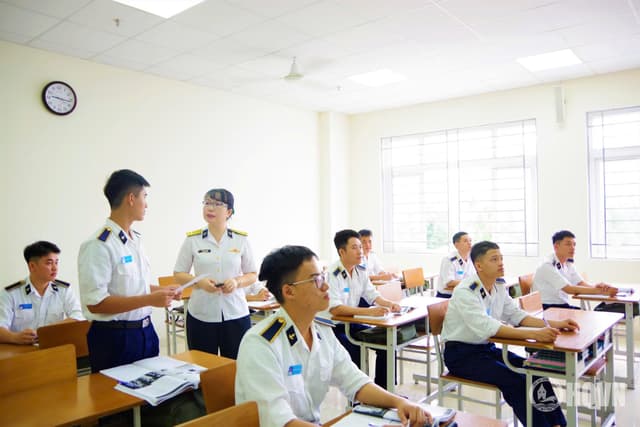 Nữ giảng viên tiên phong đổi mới phương pháp dạy học ngoại ngữ