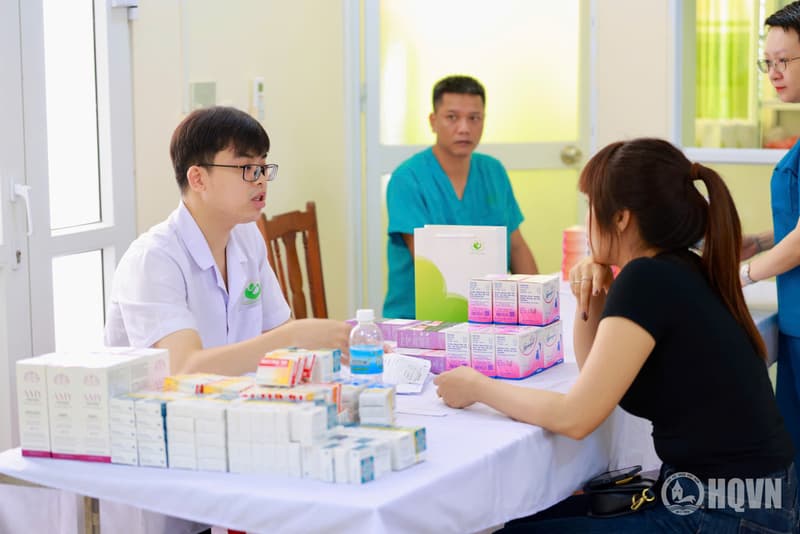 Bệnh viện Phụ sản Hà Nội khám sức khỏe cho cán bộ, chiến sĩ Hải quân và thân nhân