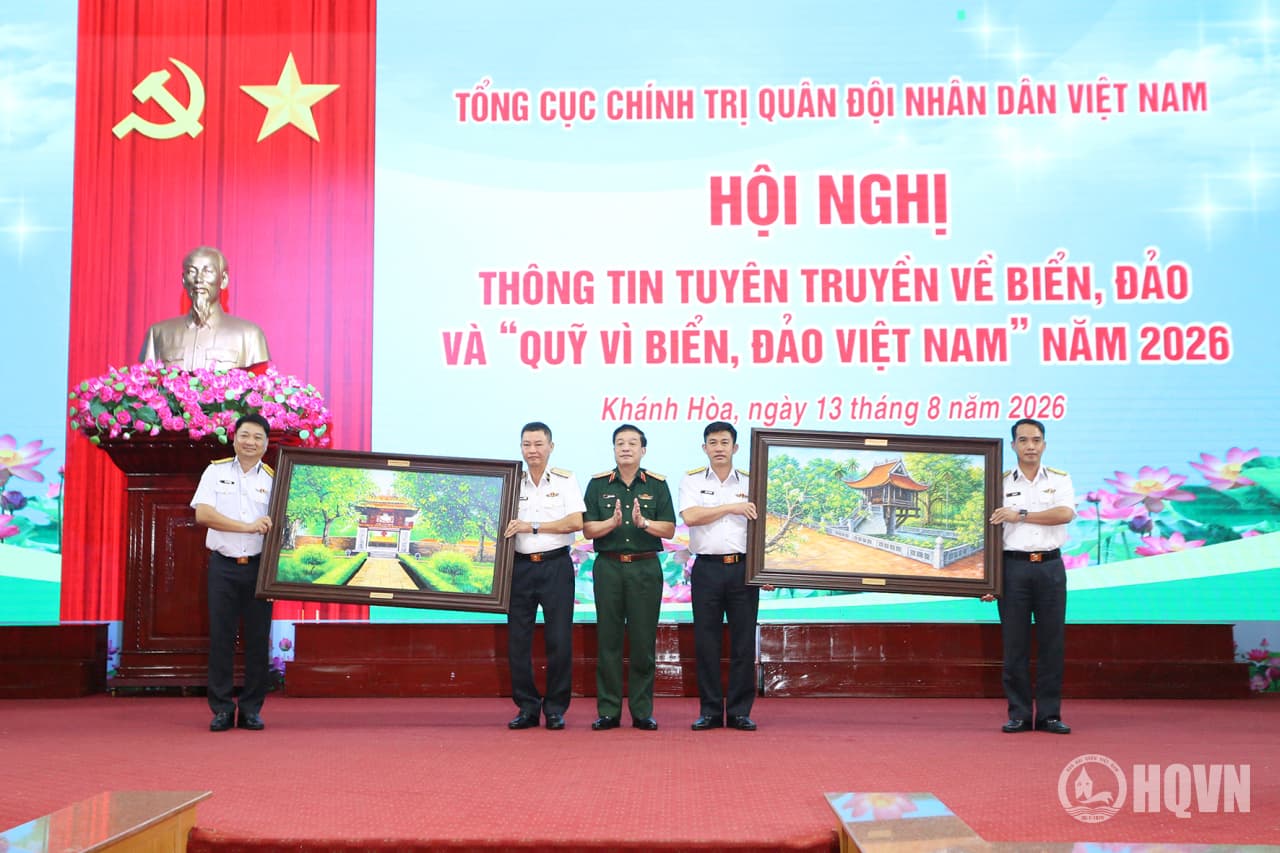 Tổng cục Chính trị Quân đội nhân dân Việt Nam tổ chức hội nghị thông tin, tuyên truyền về biển đảo