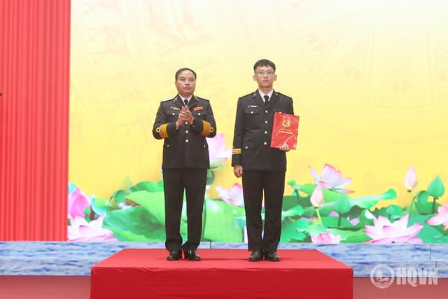 Học viện Hải quân tổ chức Lễ tốt nghiệp đào tạo sĩ quan cấp phân đội khoá 66