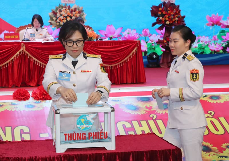 Hội Phụ nữ cơ quan Cục chính trị 4 năm liên tục vững mạnh xuất sắc