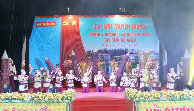 Kho 703 gặp mặt kỷ niệm 45 năm Ngày thành lập