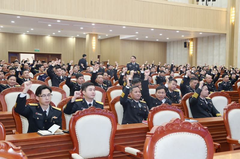 Quân chủng Hải quân lấy ý kiến nhận xét của cử tri đối với người ứng cử đại biểu Quốc hội XVI