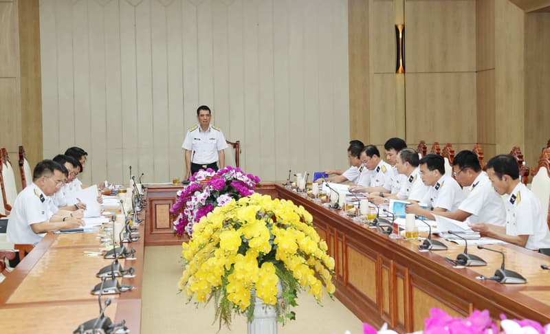 Hội nghị xét đề nghị tặng Cờ thi đua năm 2025