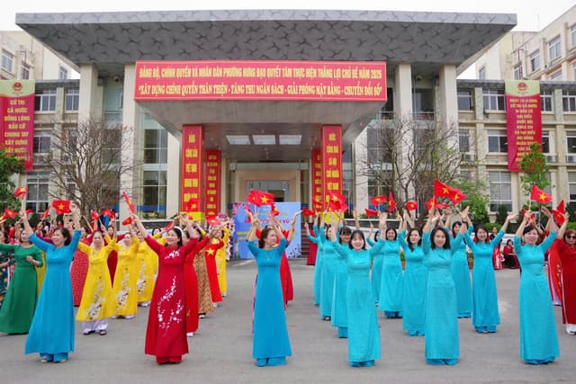 Hội Phụ nữ Viện Kỹ thuật Hải quân tổ chức nhiều hoạt động chào mừng ngày 8/3