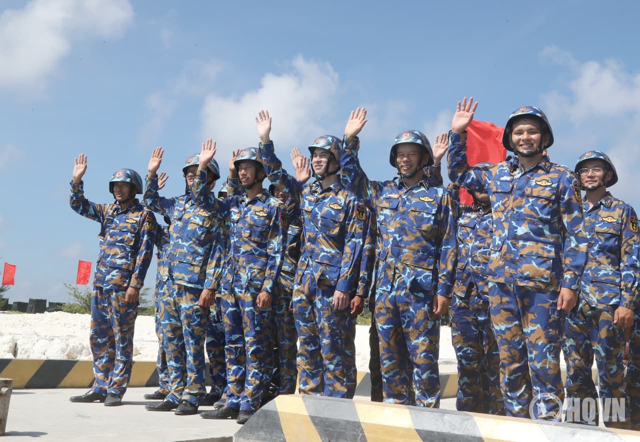 Đền Hùng trong tim người lính đảo