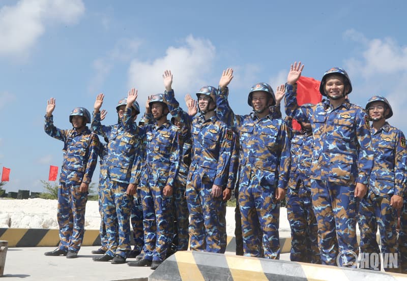 Đền Hùng trong tim người lính đảo