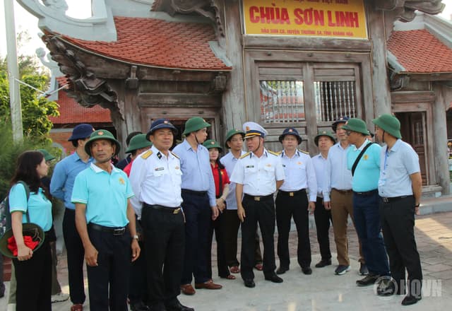 Đoàn công tác số 17 kết thúc chuyến thăm Trường Sa, Nhà giàn DK1
