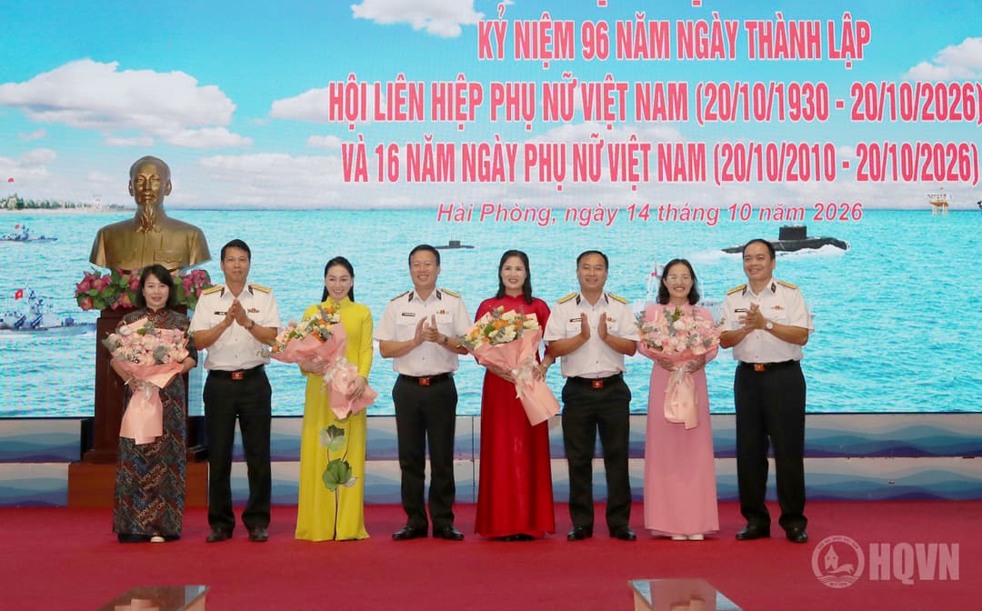 Phụ nữ Cục Chính trị Hải quân và các đơn vị tổ chức các hoạt động chào mừng Ngày 20/10