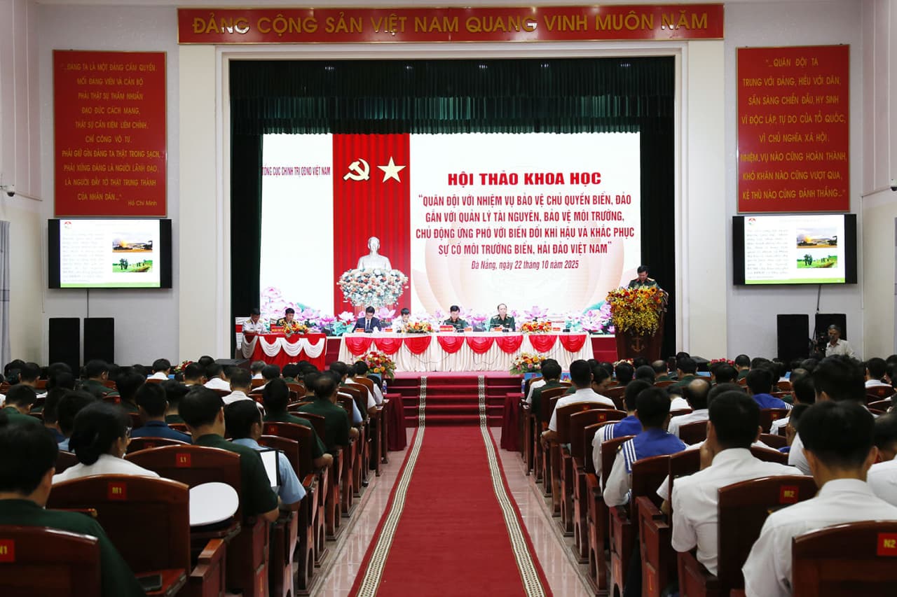 Tổng cục Chính trị tổ chức Hội thảo khoa học tại Vùng 3 Hải quân