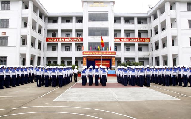 Khai mạc thi tốt nghiệp đào tạo nhân viên chuyên môn kỹ thuật